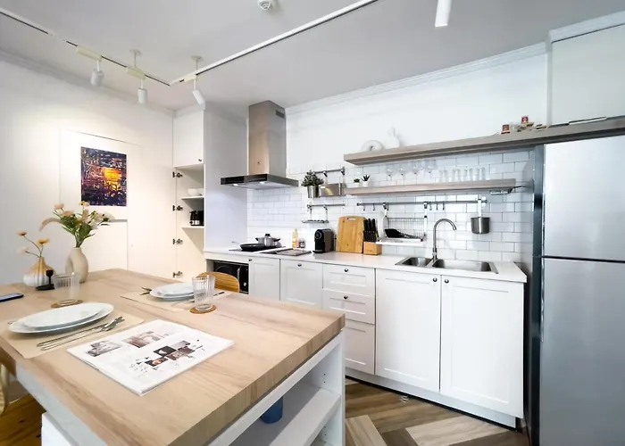 Prime Chidlom 50sqm L Large Kitchen L Walk To Bts L Wifi Casa vacanze *