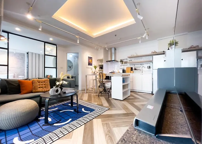 Prime Chidlom 50sqm L Large Kitchen L Walk To Bts L Wifi