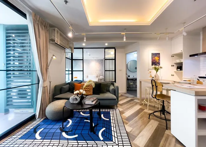 Prime Chidlom 50sqm L Large Kitchen L Walk To Bts L Wifi Bangkok