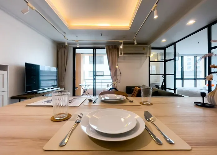 Casa vacanze Prime Chidlom 50sqm L Large Kitchen L Walk To Bts L Wifi