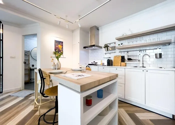 Prime Chidlom 50sqm L Large Kitchen L Walk To Bts L Wifi Casa vacanze *