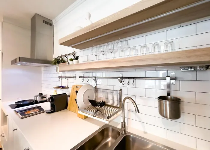 Prime Chidlom 50sqm L Large Kitchen L Walk To Bts L Wifi Bangkok